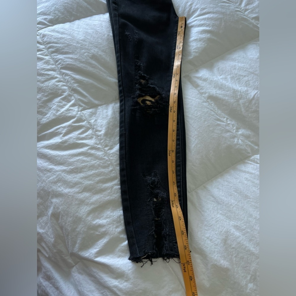 Judy Blue Skinny Fit Womens Size 26 Black Distressed Cheetah Mid Rise Jeans. - Picture 6 of 8